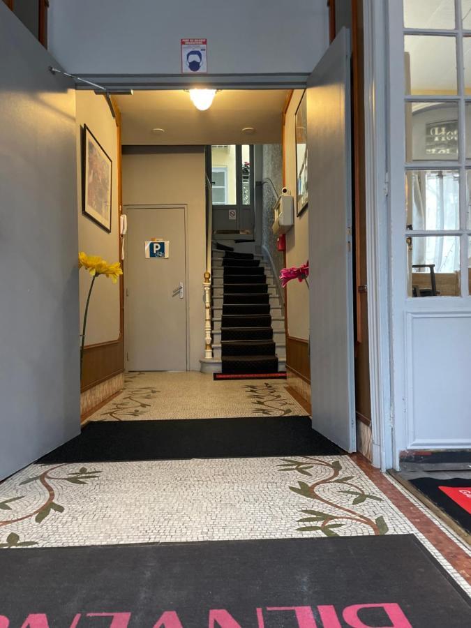 Hotel Castel Louis Vichy Bagian luar foto