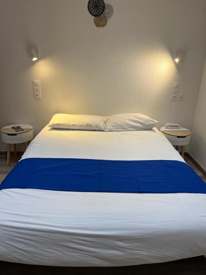 Hotel Castel Louis Vichy Bagian luar foto