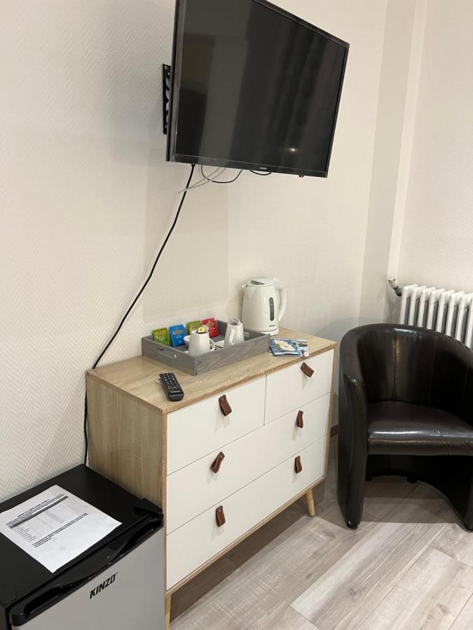 Hotel Castel Louis Vichy Bagian luar foto